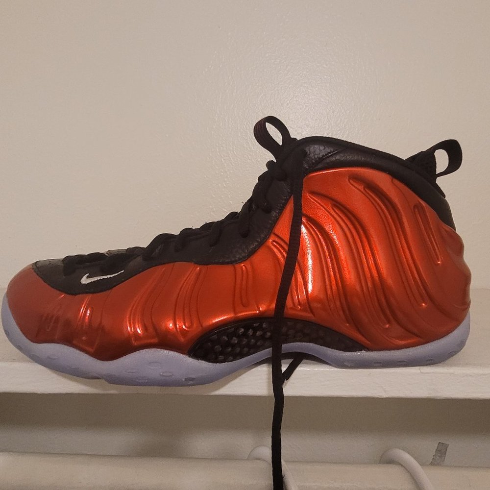 Nike Foamposite One (Metallic Red)